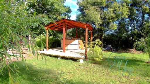 Camping y cabañas Los Parrones - Housity