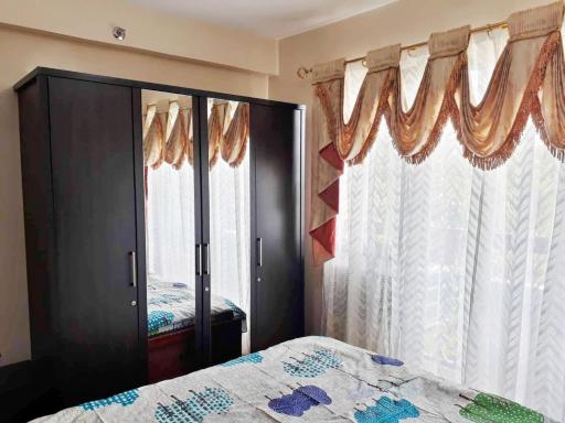 Condo with wifi in One Oasis CDO - Housity