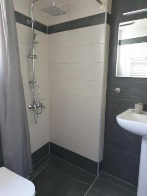 A pleasent small -studio close to the port of Volos - Housity