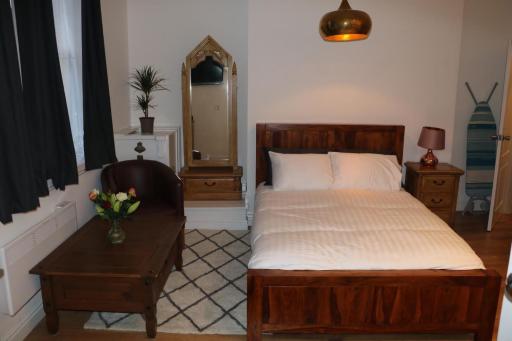 21 Frederick Street Apartment - Housity