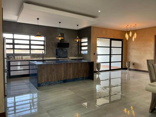 365@ Vaal De Grace Parys - Housity