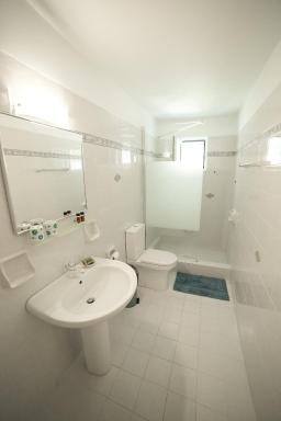 AZALEA - Modern studio with sea view - Housity