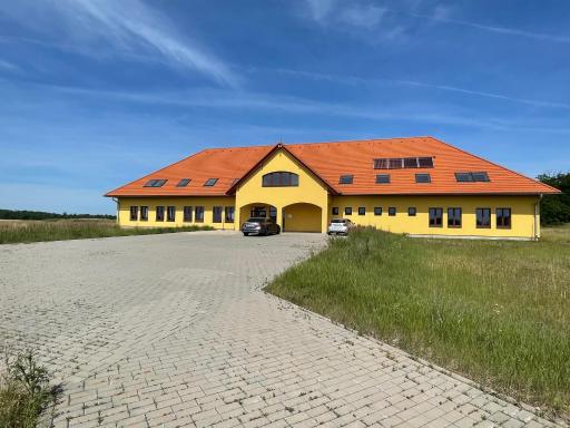Adama PRO - Housity