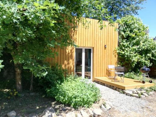 Studio meublé rez-de-chaussée accés au parc et étangs - Housity