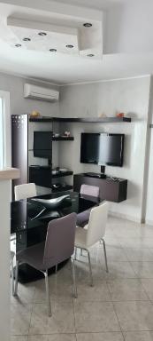 Mini appartamento moderno Mola di Bari - Housity