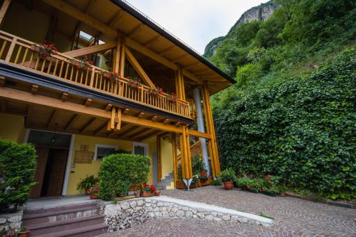 Affittacamere La Ferrata - Housity