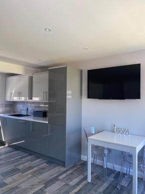 Shore Times Holiday Chalet Parkdean K75 - Housity