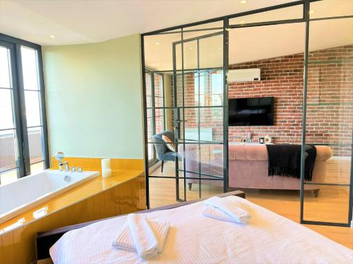 WONDER HOMES - Charming Designer Rooftop Terrace with Sea View, at Taksim - Housity