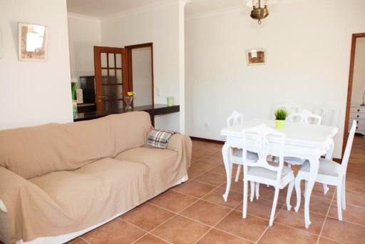 One bedroom appartement at Ponte da Barca 100 m away from the beach with city view shared pool and furnished terrace - Housity