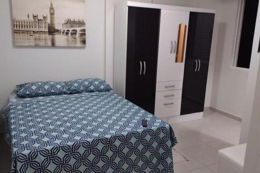 Kitnet top 09 perto da UEM e do centro - Housity