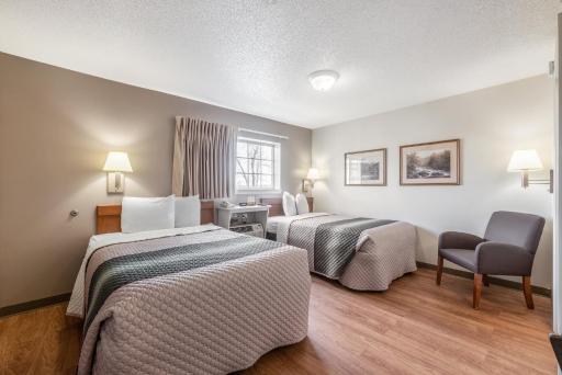 HomeTowne Studios & Suites by Red Roof Charlotte - Concord - Housity