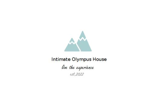 Intimate Olympus House - Housity