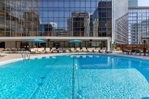 Omni Charlotte Hotel - Housity