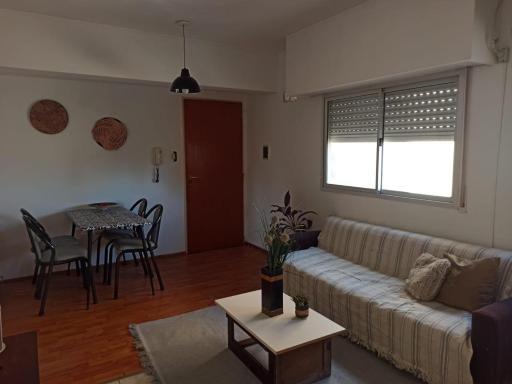 HERMOSO DEPARTAMENTO - Housity