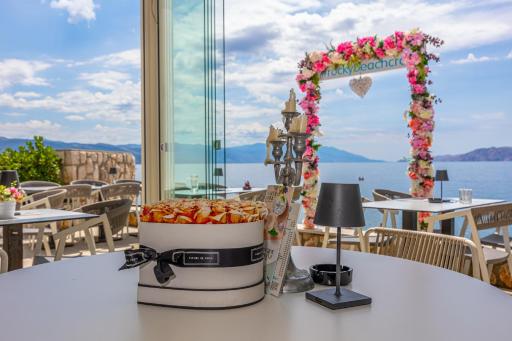Sea La Vie Rooms - Housity