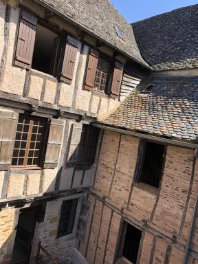 LA CONQUISE - Housity