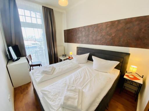 Doppelzimmer Buffet, direkt am Alten Strom - Housity