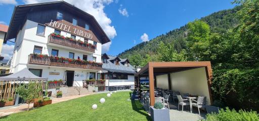 Hotel Tarvisio Four Seasons - Housity