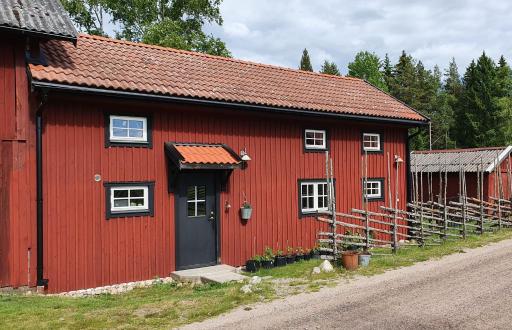 Boende på gård i Kolmårdens skogar - Housity