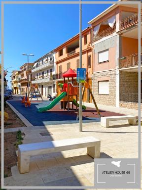 Beach Atelier House 69 - Housity