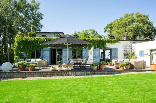 Queen's Garden Dom Nad Stawem - Housity