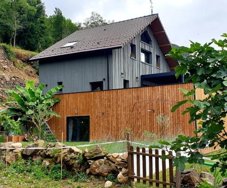 Le Chalet de Pyrène et Hercule - Housity