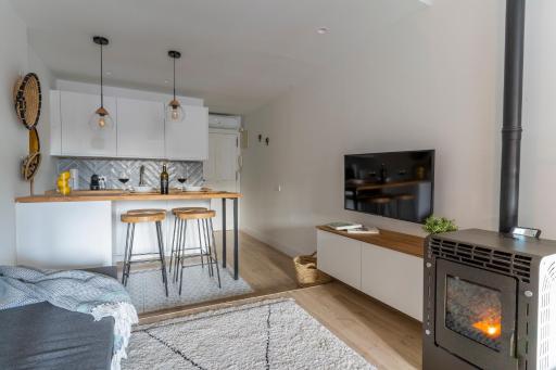 Cathedral Suite Home - Housity
