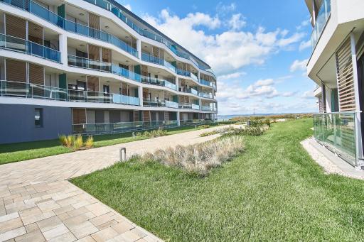 Azúr Apartment - hostAID - Housity