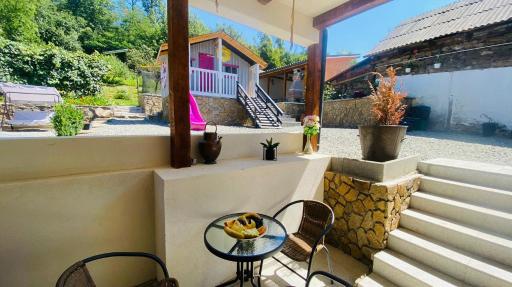 Montana Family Villa - Housity