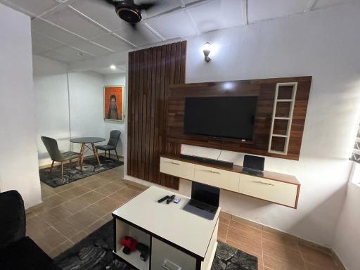 Unity Luxury  and Suites - Housity