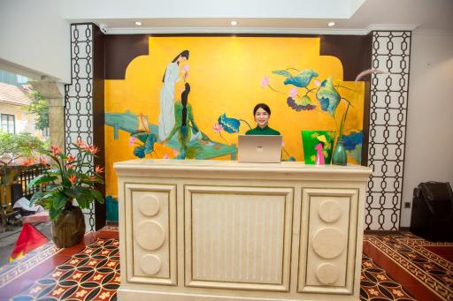 Hanoi Center Silk Boutique Hotel & Travel - Housity
