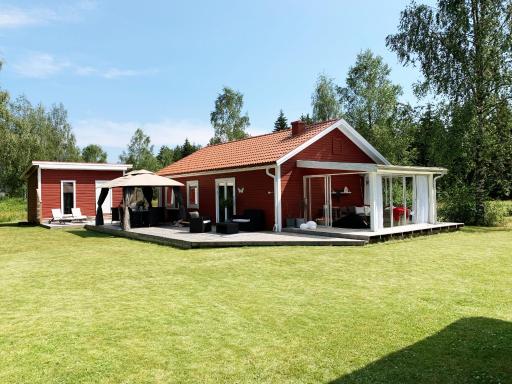 Very nice and family friendly holiday home in Dalsland - Housity