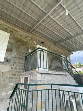 Villa Lochia - Mikrospilia House - Housity