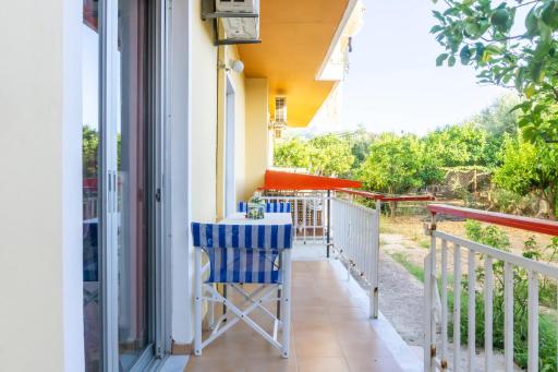 Mema's Tranquil Apartment in Patra - Housity