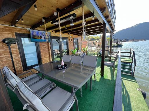 Holiday Bicaz Bungalows On The Lake - Housity