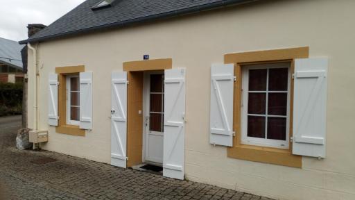 petite maison chaleureuse - Housity