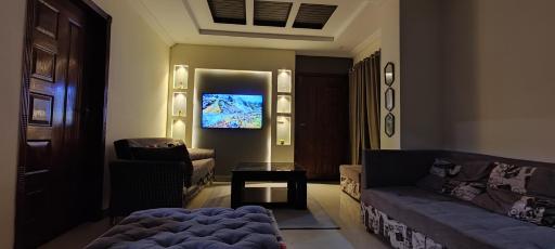 Luxurious Upscale 2Br with backup UPS Acs and wifi - Housity