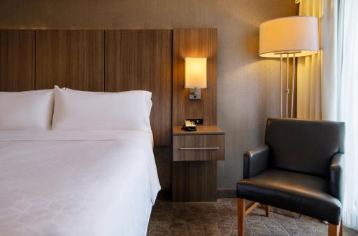 Holiday Inn Nashville Vanderbilt, an IHG Hotel - Housity