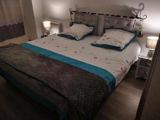 Le Hameau de la Dtente - King Size Room - Housity