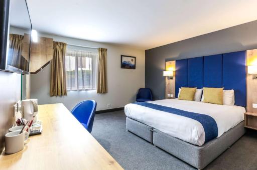 Days Inn Peterborough - Housity