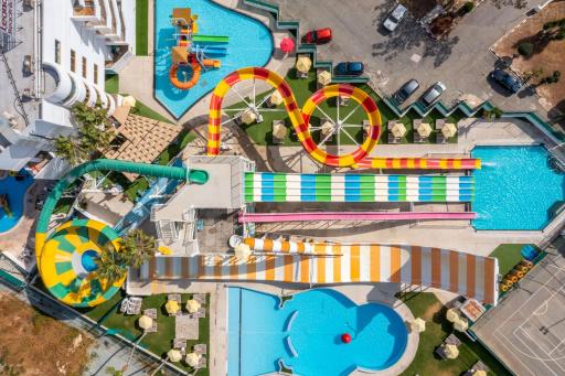 Leonardo Laura Beach & Splash Resort - Housity