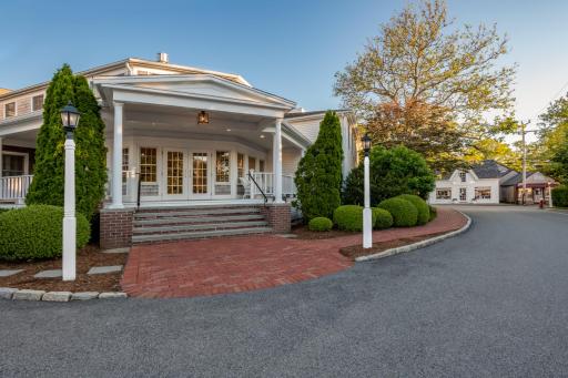 Chatham Wayside Inn - Housity