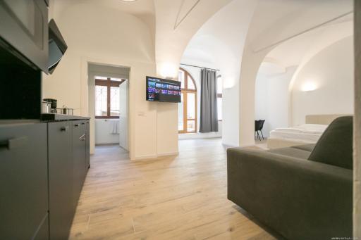 Luxury Apartment Muse 1 & 2 - Housity