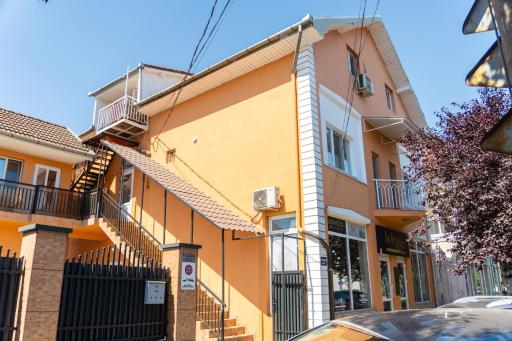 Orange House - Housity