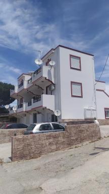 Mama Marina apartement near to the airport - Housity