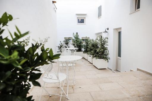 B&B LE DUE CORTI - Housity