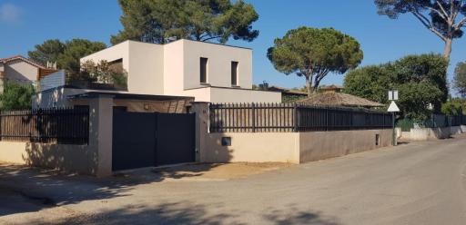 Six-fours les plages - Housity