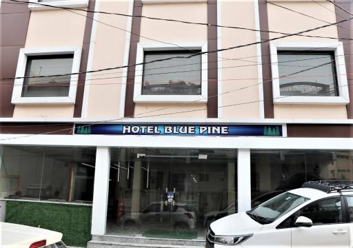 Hotel Blue Pine - Housity