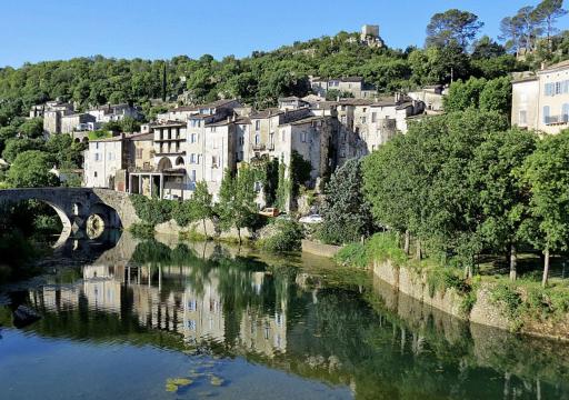 SAUVEURS DE REVES 2 suites indépendantes et un F2 privé dans un hôtel particulier - Housity