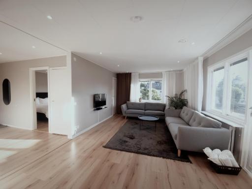 Exklusiv Topprenoverad Villa - Housity